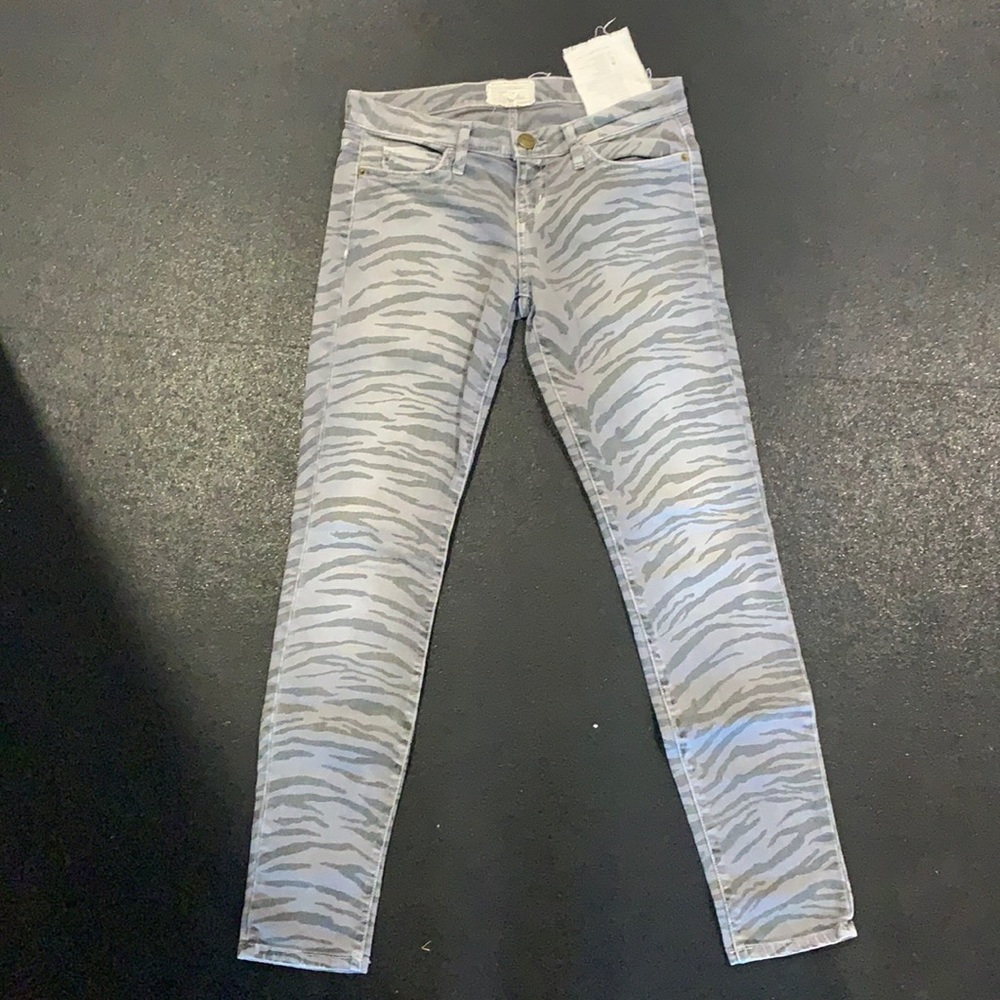 Current Elliot size 26/ 0